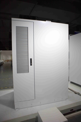 ระบบเก็บพลังงานแบตเตอรี่อุตสาหกรรม 120KWH ป้องกัน IP55 สําหรับในและนอก