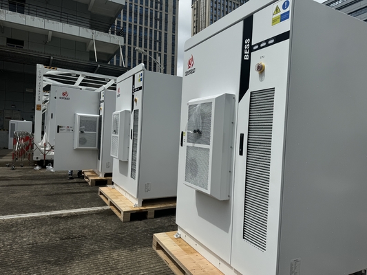 ระบบเก็บพลังงานแบตเตอรี่อุตสาหกรรม LiFePO4 ที่ได้รับการรับรองจาก UL IP55 107.52KWH - 125.44KWH